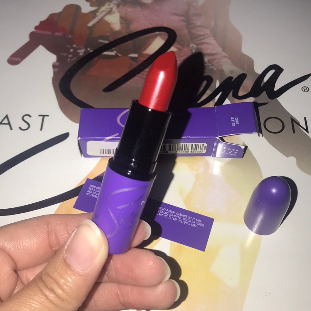 MAC SELENA LIPSTICK COMO LA FLOR AUTHENTIC NIB